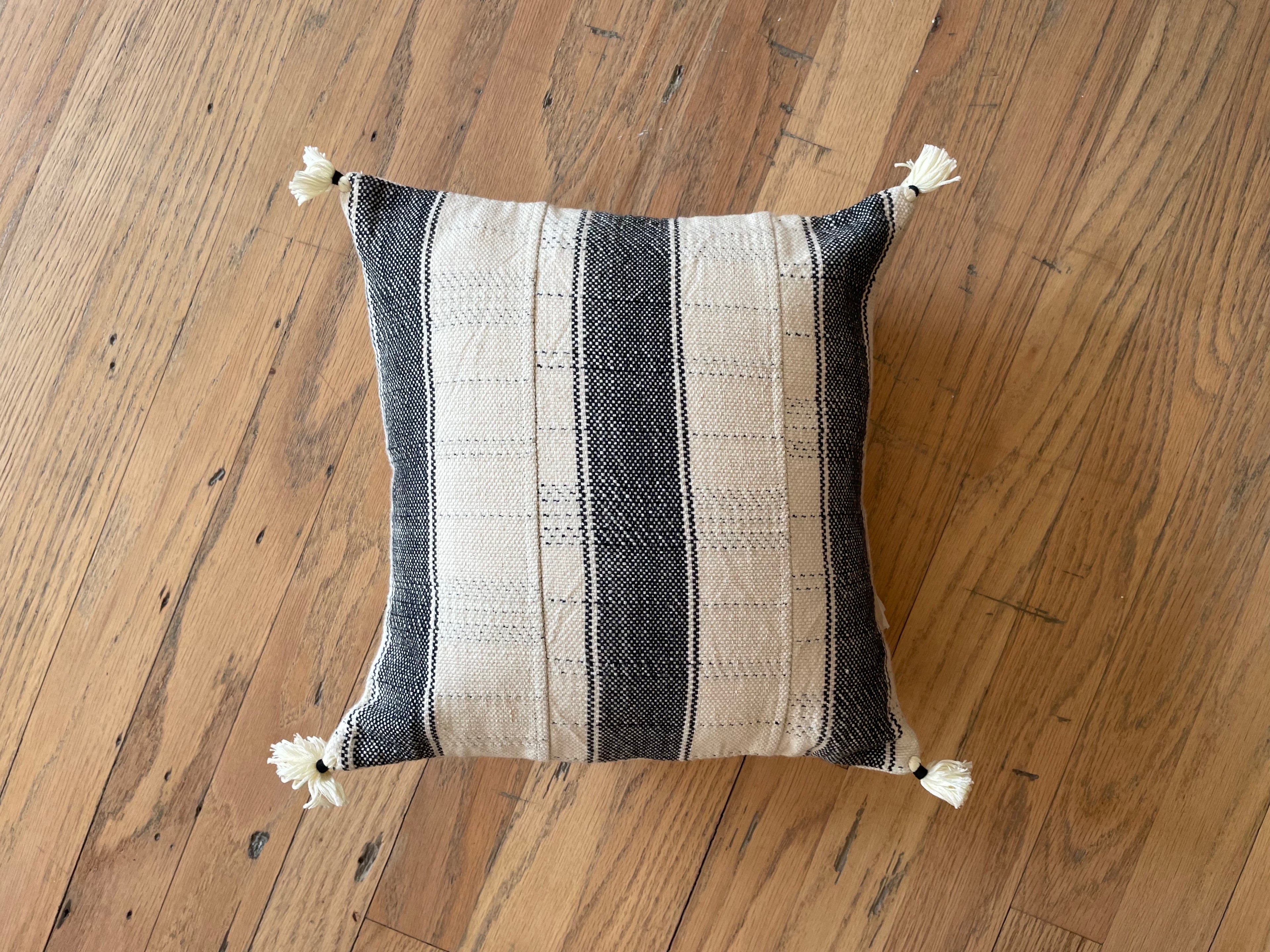 12" Injiri Pillow Cover