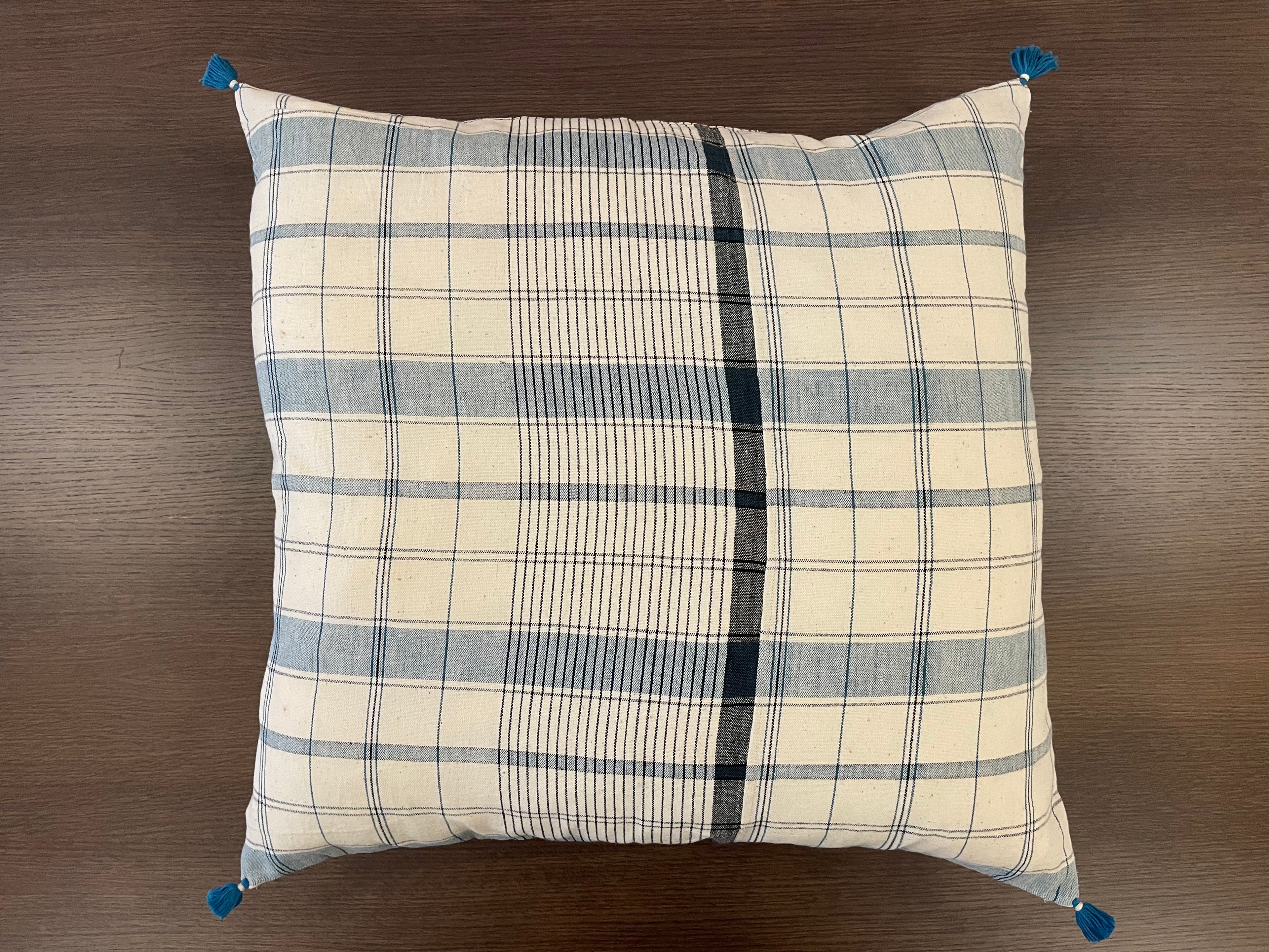 24" Injiri Pillow Cover